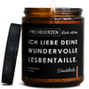 ich liebe deine wundervolle lesbentaille. | lgbtq/lesbian/ich-liebe-de-9763244/images/sandel/main-ob.jpg FRECHEKERZEN, Witzige Sojawachs Duftkerze mit frechem Spruch und aufregendem Duft, ideal als lustiges handgemachtes Geschenk