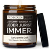 Freche Kerze | „es kommt darauf an.“ jeder jurist. immer.