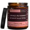 Freche Kerze | lächle, du kannst sie nicht alle töten.