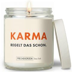 Duftkerze mit Spruch | karma regelt das schon.