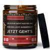 Geschenkkerze | die küche sieht aus wie sau. hab das licht ausgemacht. jetzt geht's.